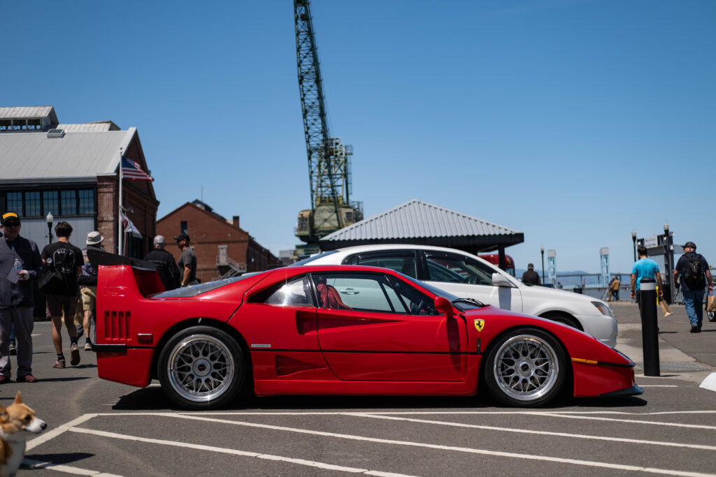 Ferrari F40 Side View